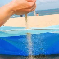 Duża mata na plażę lub łono natury – niebieska